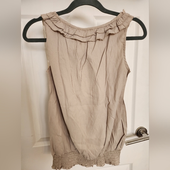 Small Blouse - Picture 4 of 4